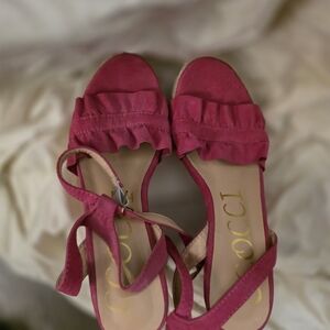 CCOCCI Fuchsia Ruffle Sandals